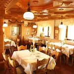 Würdinger Hof Hotel 3*