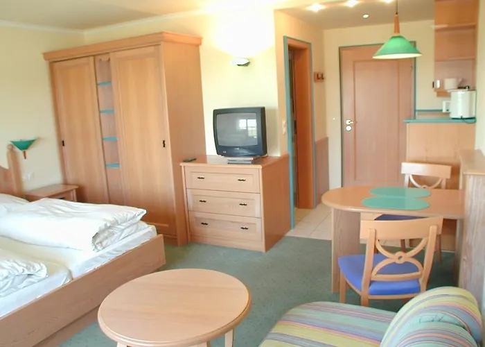 Wuerdinger Hof Hotel 3*