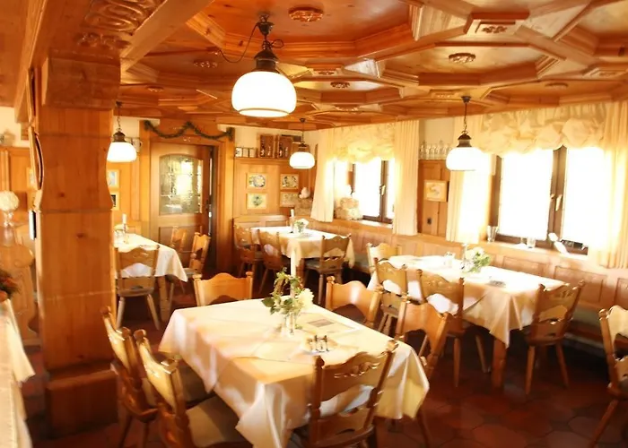Wuerdinger Hof Hotel 3*